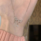 UNI-10246 - Flash Bow Silver - Necklace