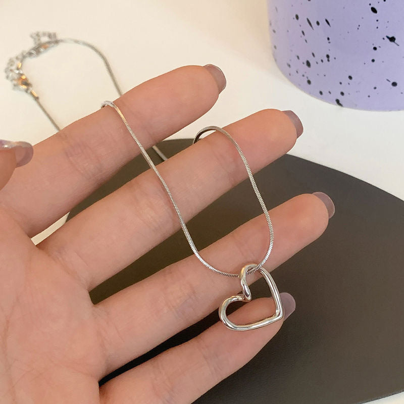 UNI-10255 - Silver Heart - Necklace Style 2